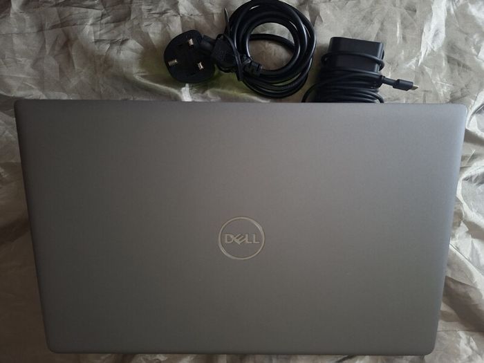 Dell Latitude 5550 Laptop 32gb Ddr5 Ram 512gb Nvme Ssd