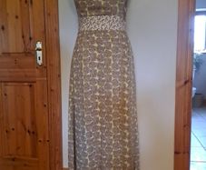 BNWOT Size 8 Maxi Dress