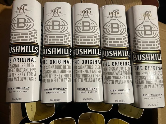 Bushmills Black Bush Irish whiskey tube  Jack Daniels whiskey box tube tin