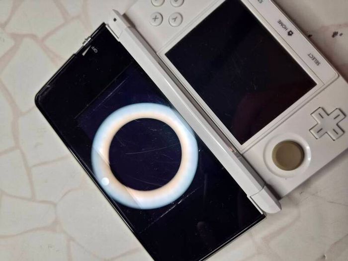 3ds moded 32 gb working tested no charger