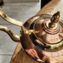 Two antique polished kettles in brass and copper. Stunning. Image 7