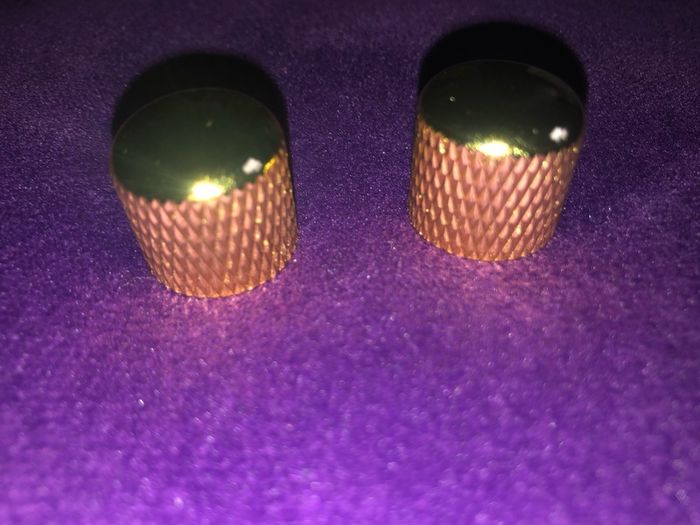 Guitar Gold Knobs Set Of 2 brand new