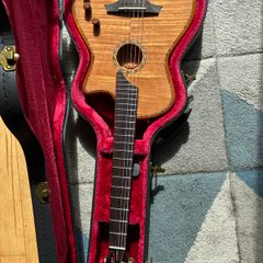 Brand New Bromo Classical guitar.