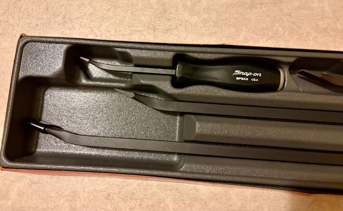 Snap-on Striking Prybar set - hard handle