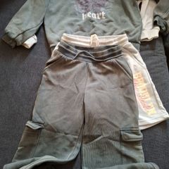 2 Tracksuits 9-10 yrs