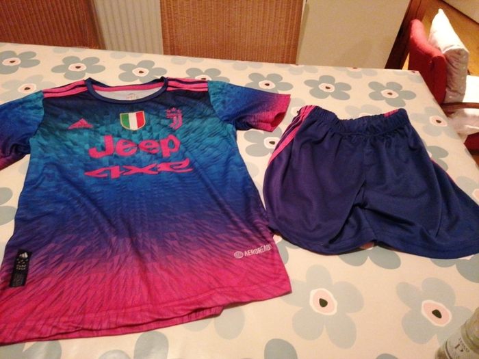 Juventis boys teeshirt & shorts