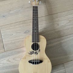 luna concert ukulele