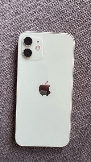 iphone 12 / 64gb clean condition