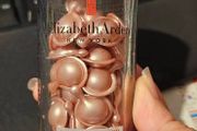 Elizabeth Arden Retinol + HPR Ceramide Capsules Rapid Skin Renewing Serum