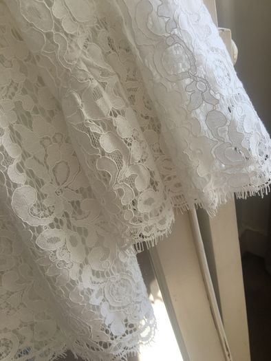 Classic Cream Lace Top size 36