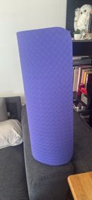 Yoga Mats for Women Non-Slip Textured Surfaces Gymnastics Mat 6 mm 10 mm with Carry Strap