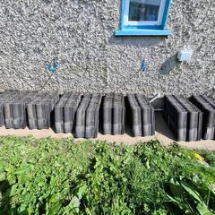 Roof tiles