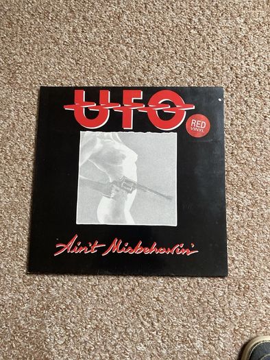 UFO "Ain't Misbehavin"