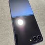Samsung Galaxy Z Flip 7 512GB - Like New, 1 year old -12 mth Samsung Waranty -Blue color Image 6