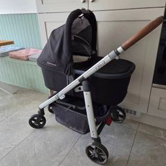 Uppababy Cruz