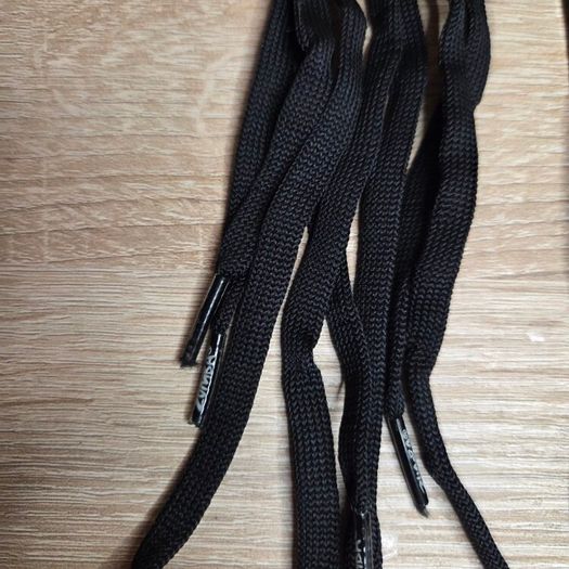 7 pairs of long shoelaces