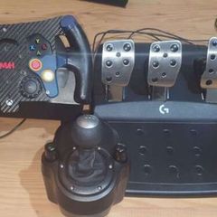 Logitech G920 w Shifter/Pedals