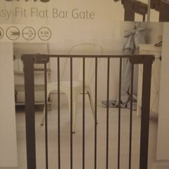Baby / toddler stair gate brand new in sealed box