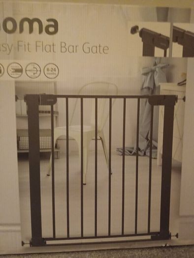 Baby / toddler stair gate brand new in sealed box