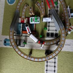 Kids toy train track