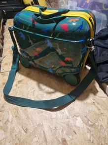 Ride on bag