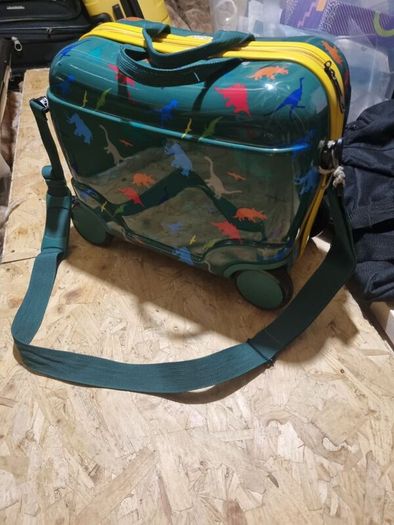 Ride on bag