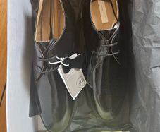 Ladies Brogue shoes . Genuine leather