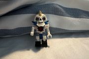 Vintage Lego mini fig Nuckal Skulking army