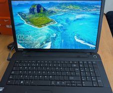 Toshiba Laptop - Satellite C70d-b-107