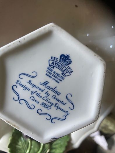 Aynsley Marlina 7" Bone China Floral Vase Flower English Cottage Blue White