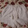 new cream shorts Image 3