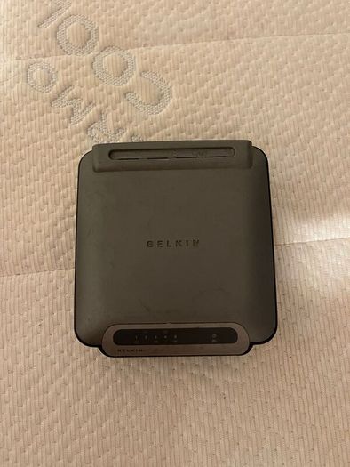 Belkin 5 Port 10/100 Network Switch - F5D5131-5