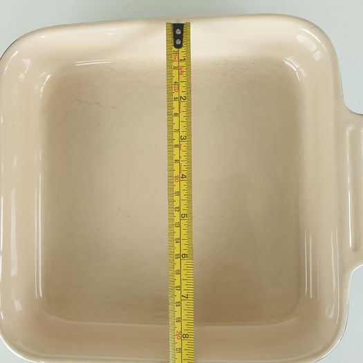 Le Creuset square stoneware baking dish