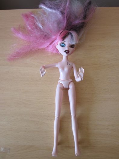 2012 MGA Bratz Bratzillaz Cloetta Spelletta doll (nude)11inches 112587