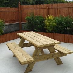 Picnic Bench  180