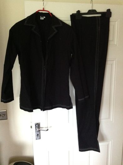 Maternity Trouser Suit Black Size 14-16