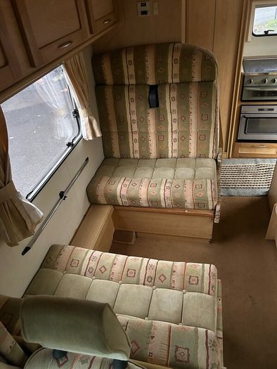 NI 2002 Autoquest 100 2.3 TD 4-Berth