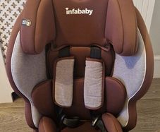 Car seat with Isofix