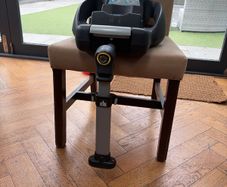 Maxi Cosi Isofix base