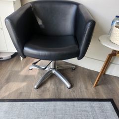 Beauty chair and others salon stuff
