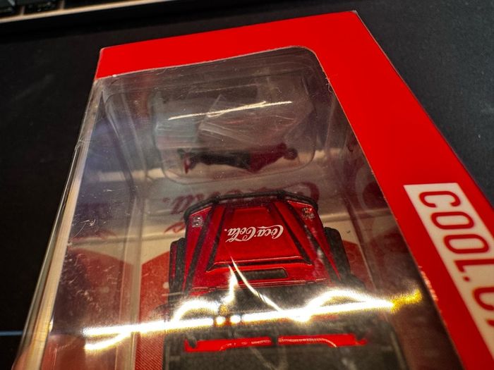1/64 Benz Brabus G550 Coca Cola limited edition