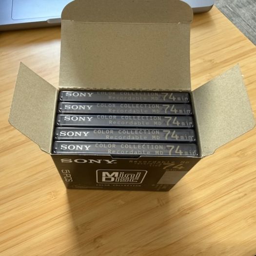New Sony Onyx Black minidiscs - 5 pack