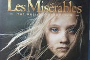 Les Miserables [2012] Hugh Jackman, Russell Crowe, Anne Hathaway [Blu-ray Movie] Academy Award Winner