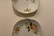 Pair of little Vintage China cmeilow  floral dishes