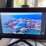Samsung Monitor 24 inches Image 2