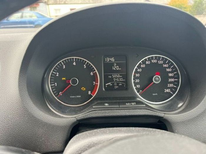 Volkswagen Polo 2012 Comfortline, Carplay/Android