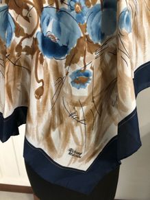 Richard Malcolm scarf