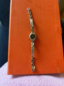 gucci watch