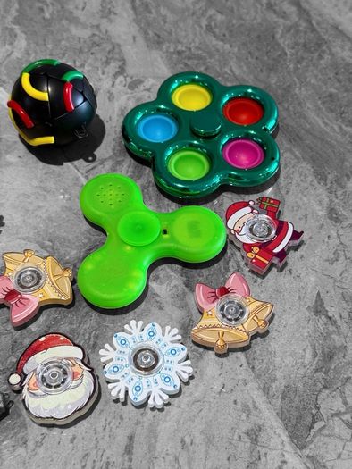 Pre Owned Fidget Toy Bundle x18