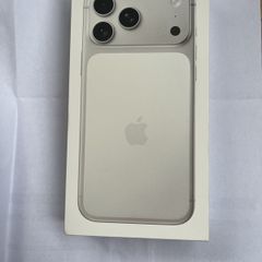 iphone  Apple 17 pro max Titanium silver